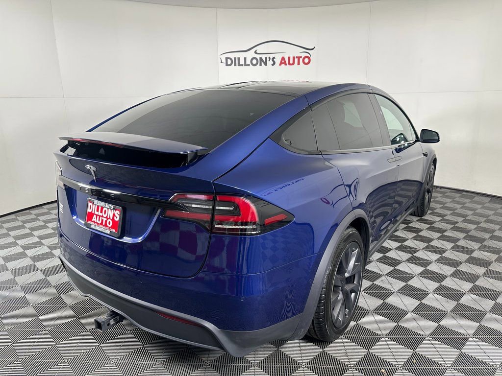 Used 2022 Tesla Model X image 11