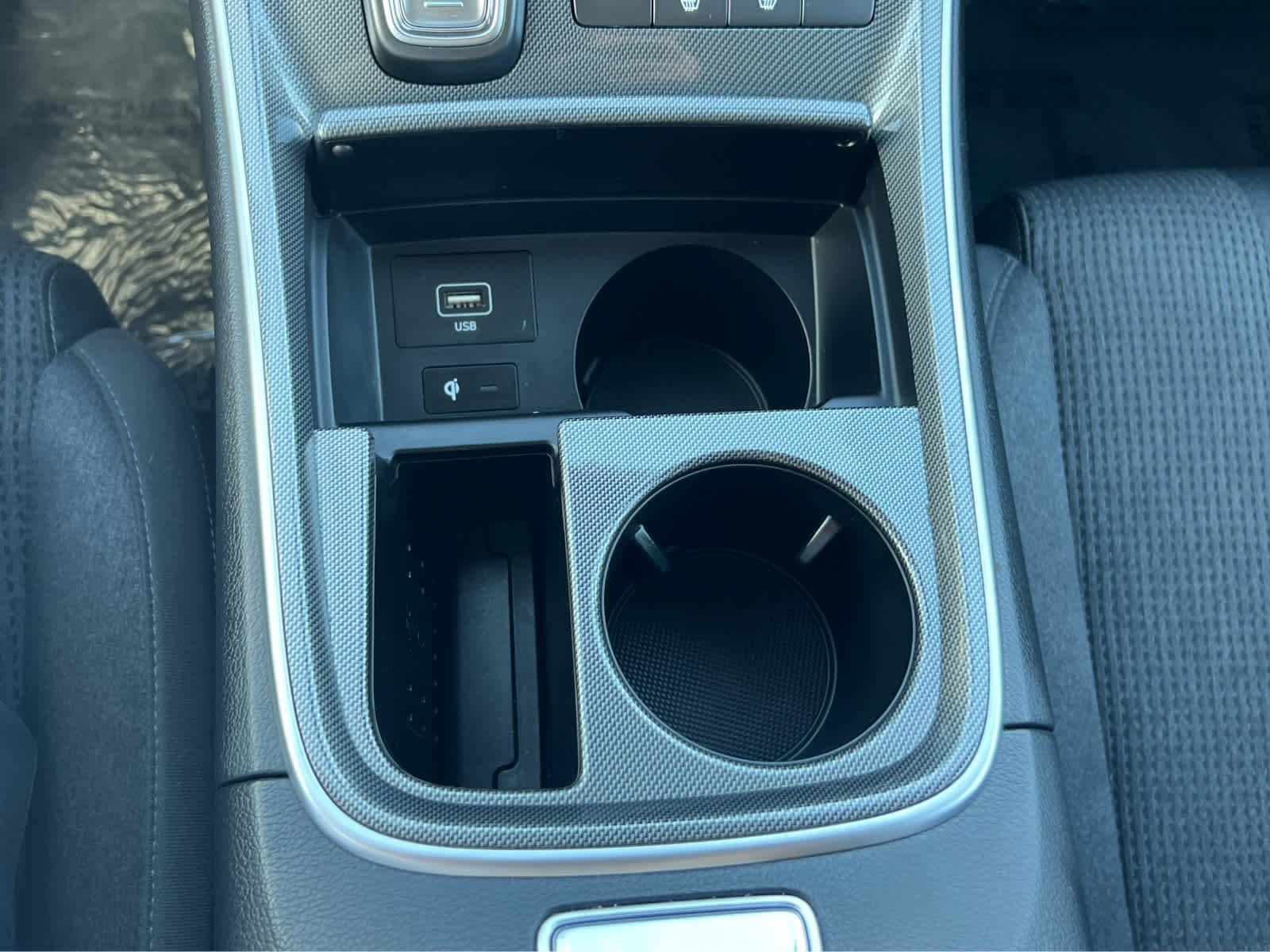 Certified 2022 Hyundai Santa Fe XRT w/ Cargo Package image 31