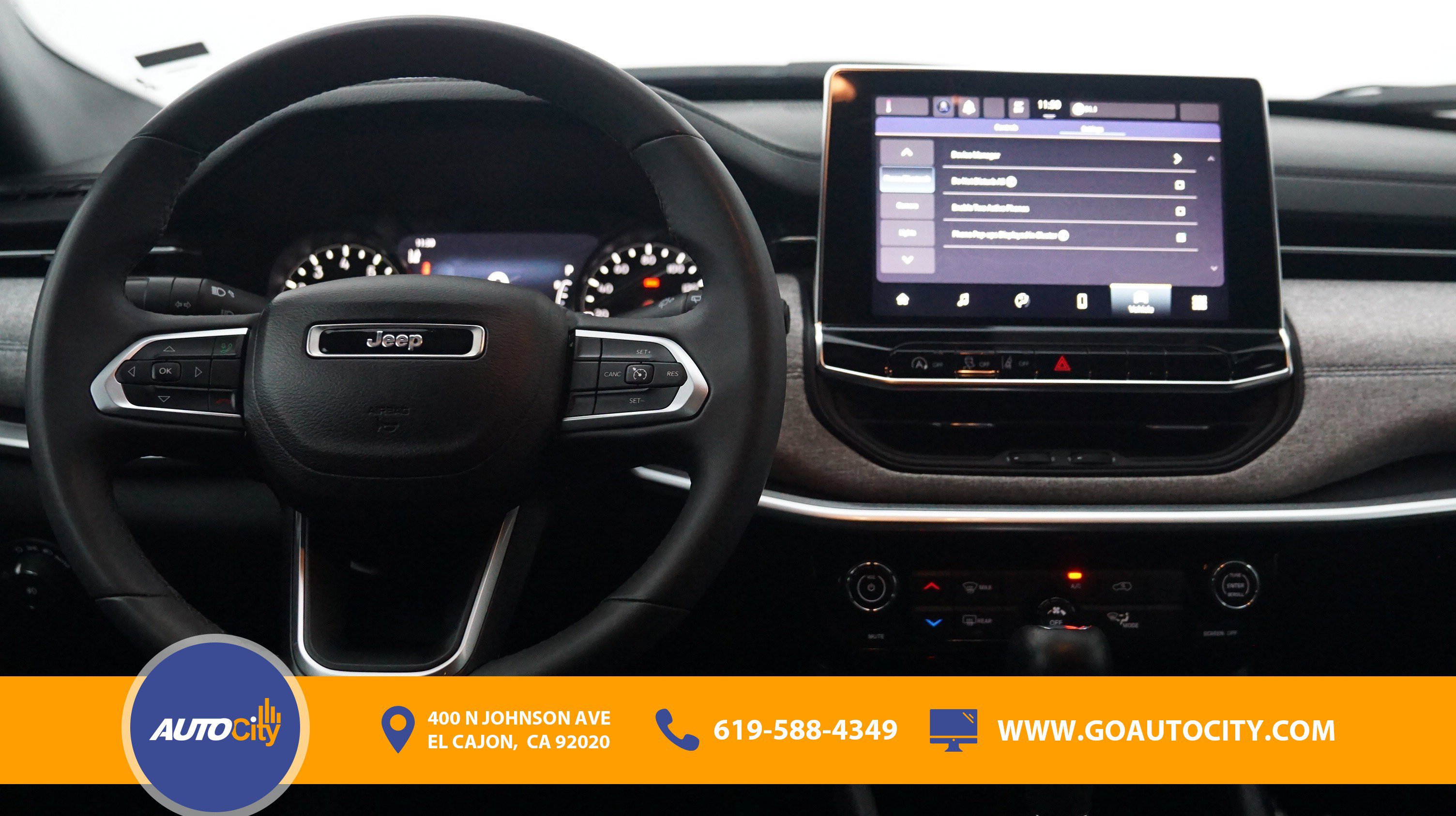 Used 2024 Jeep Compass Latitude image 5