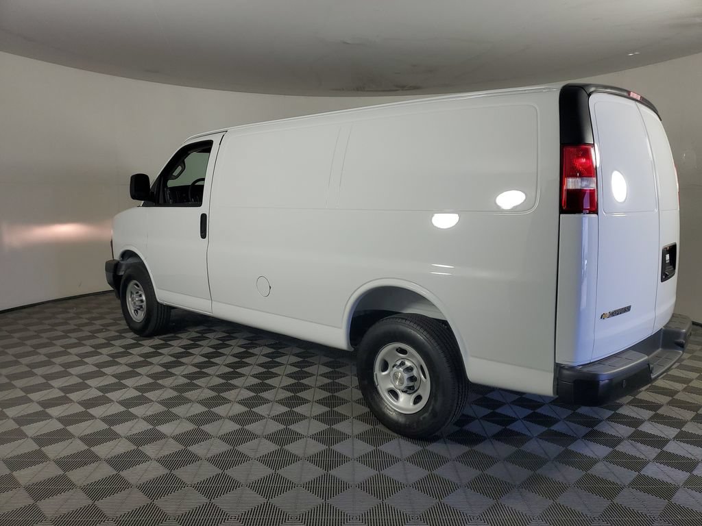 New 2026 Chevrolet Express 2500 w/ Driver Convenience Package RWD image 6