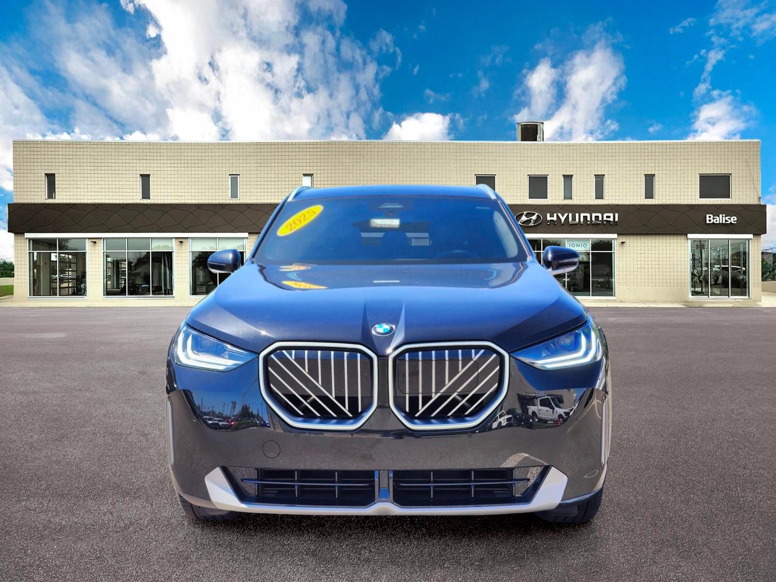 Used 2025 BMW X3 xDrive30i w/ Convenience Package AWD/4WD image 7