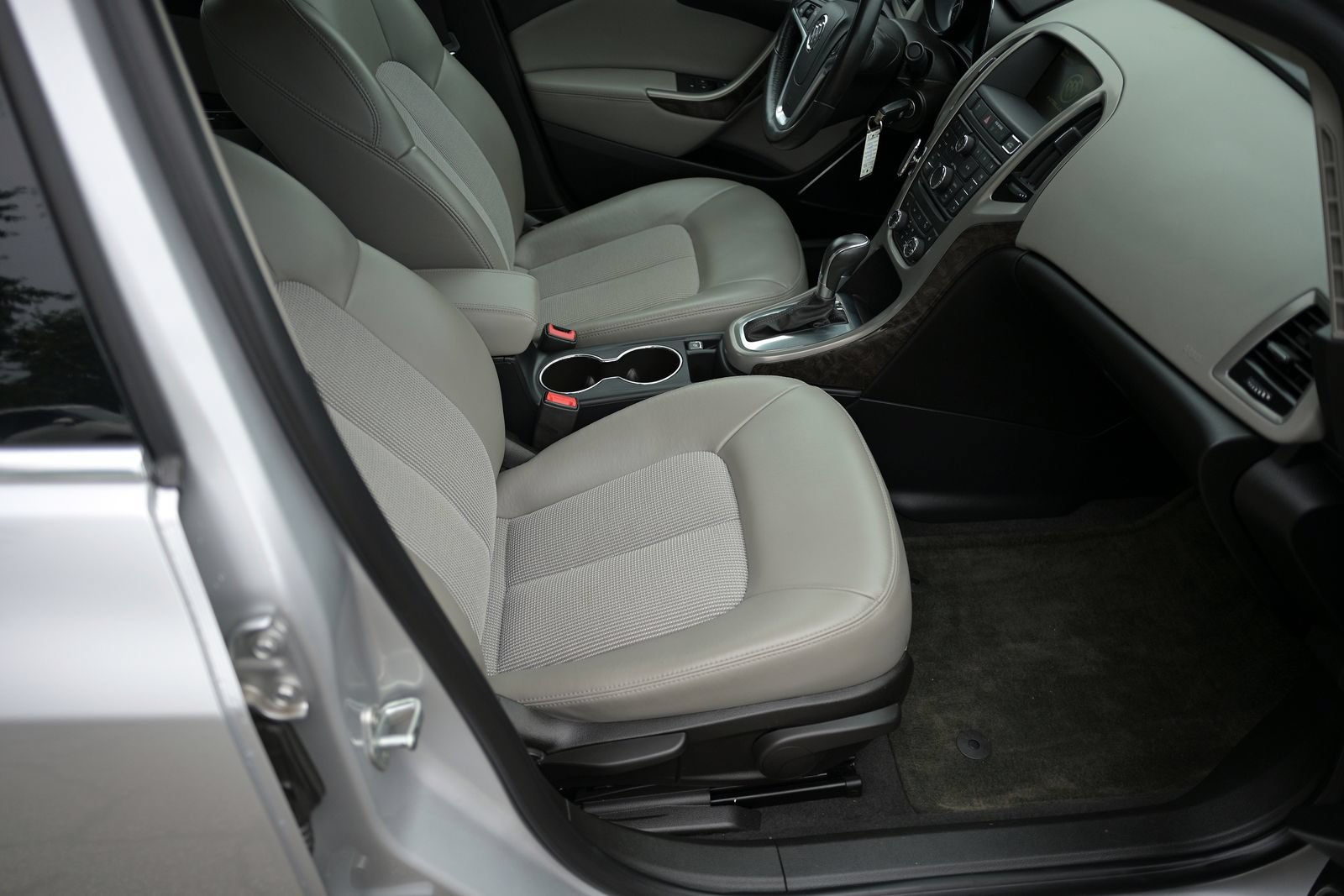Used 2017 Buick Verano Sport Touring FWD image 52