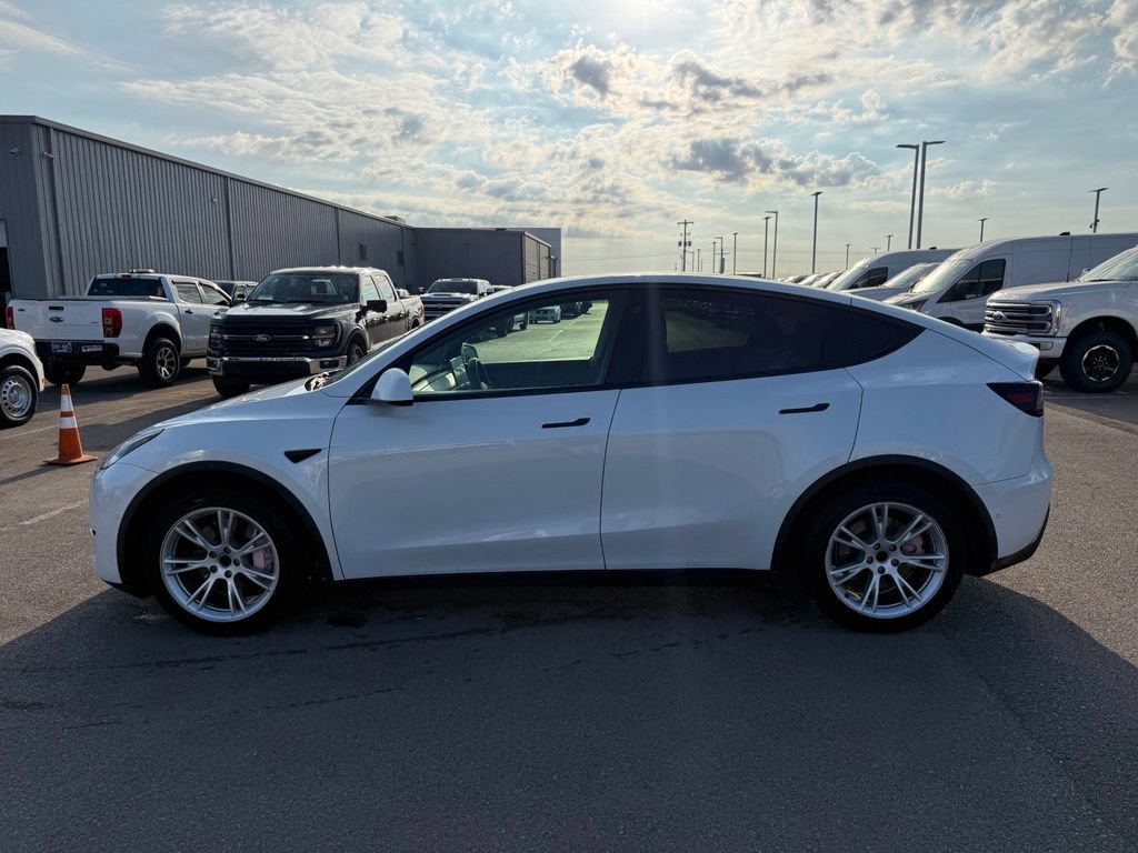 Used 2021 Tesla Model Y Long Range AWD/4WD image 21