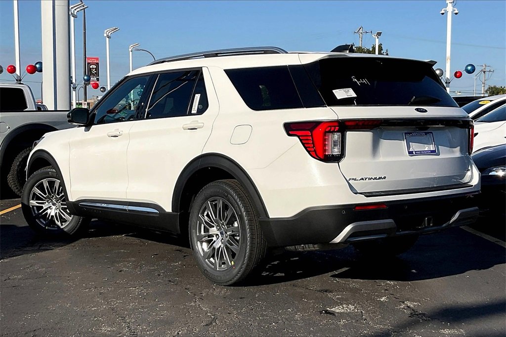 New 2026 Ford Explorer Platinum image 3