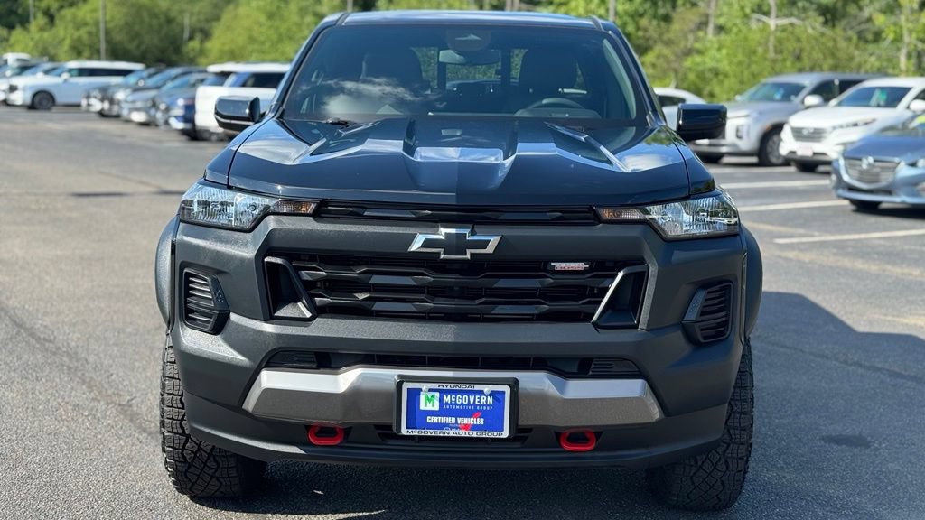 Used 2024 Chevrolet Colorado Trail Boss w/ Advanced Trailering Package AWD/4WD image 2