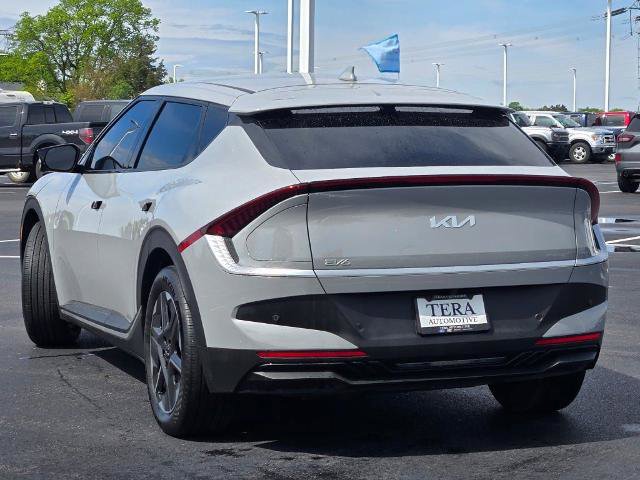 Used 2025 Kia EV6 Light AWD/4WD image 16