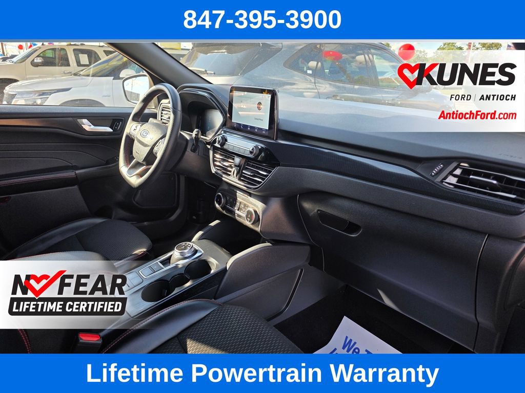 Certified 2025 Ford Escape ST-Line AWD/4WD image 35