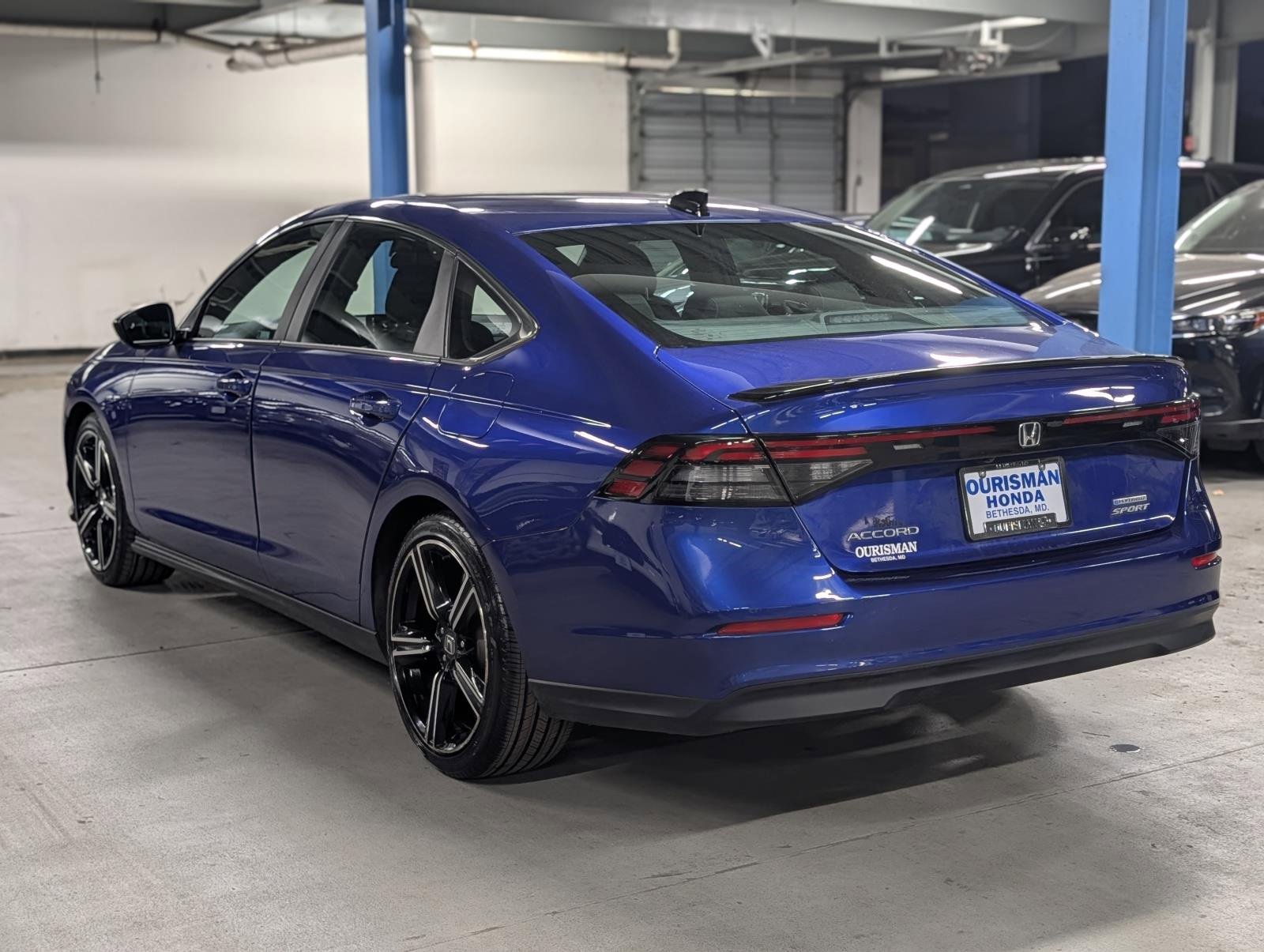 Used 2023 Honda Accord Sport image 8