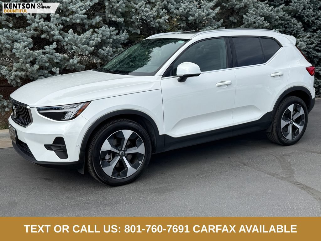 Used 2025 Volvo XC40 B5 Plus