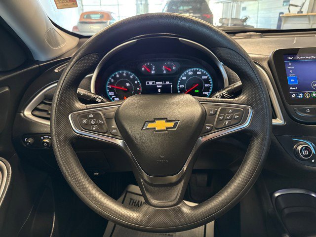 Used 2025 Chevrolet Malibu LT image 18
