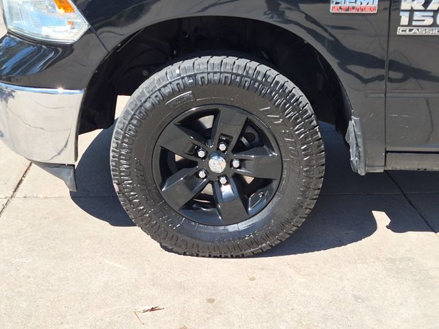 Used 2020 RAM 1500 Classic SLT AWD/4WD image 23