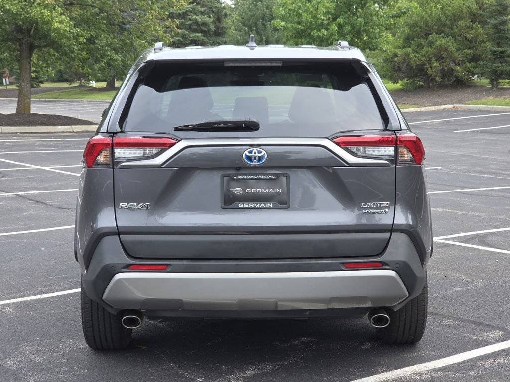 Used 2022 Toyota RAV4 Limited AWD/4WD image 22