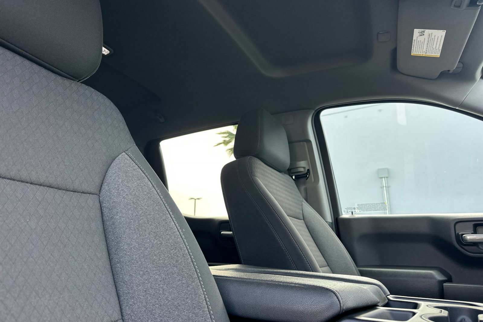 Used 2025 Chevrolet Silverado 1500 Custom Trail Boss w/ Dark Appearance Package image 16