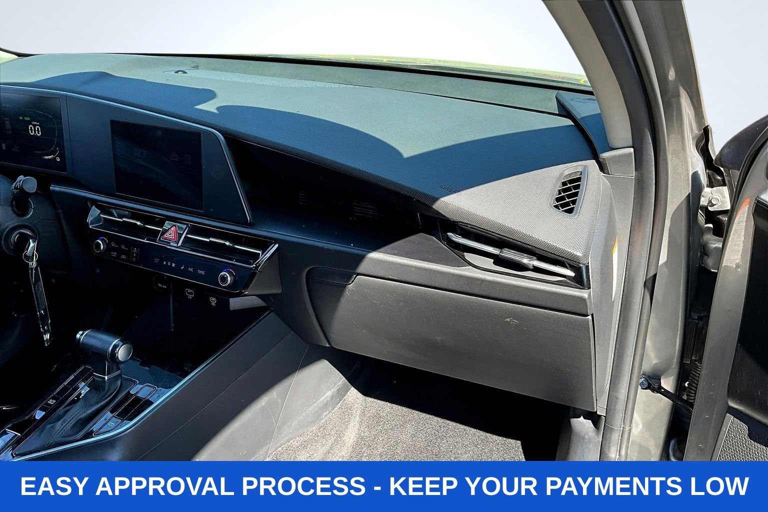 Used 2023 Kia Niro LX FWD image 33