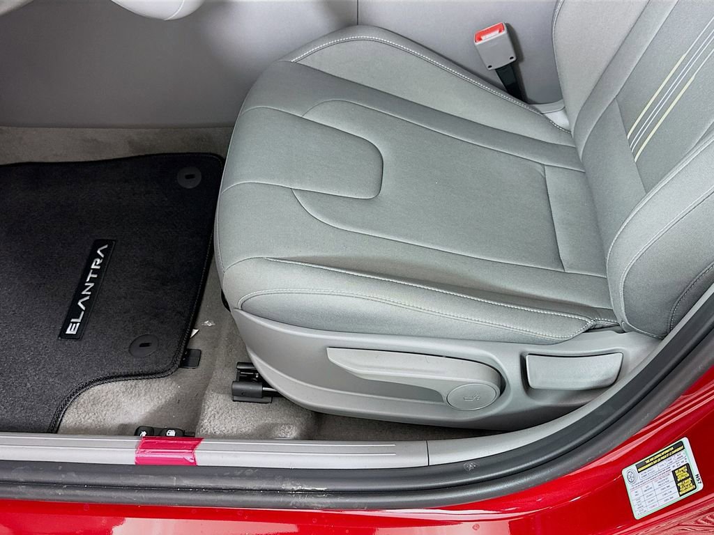 New 2026 Hyundai Elantra Sport w/ Cargo Package image 19