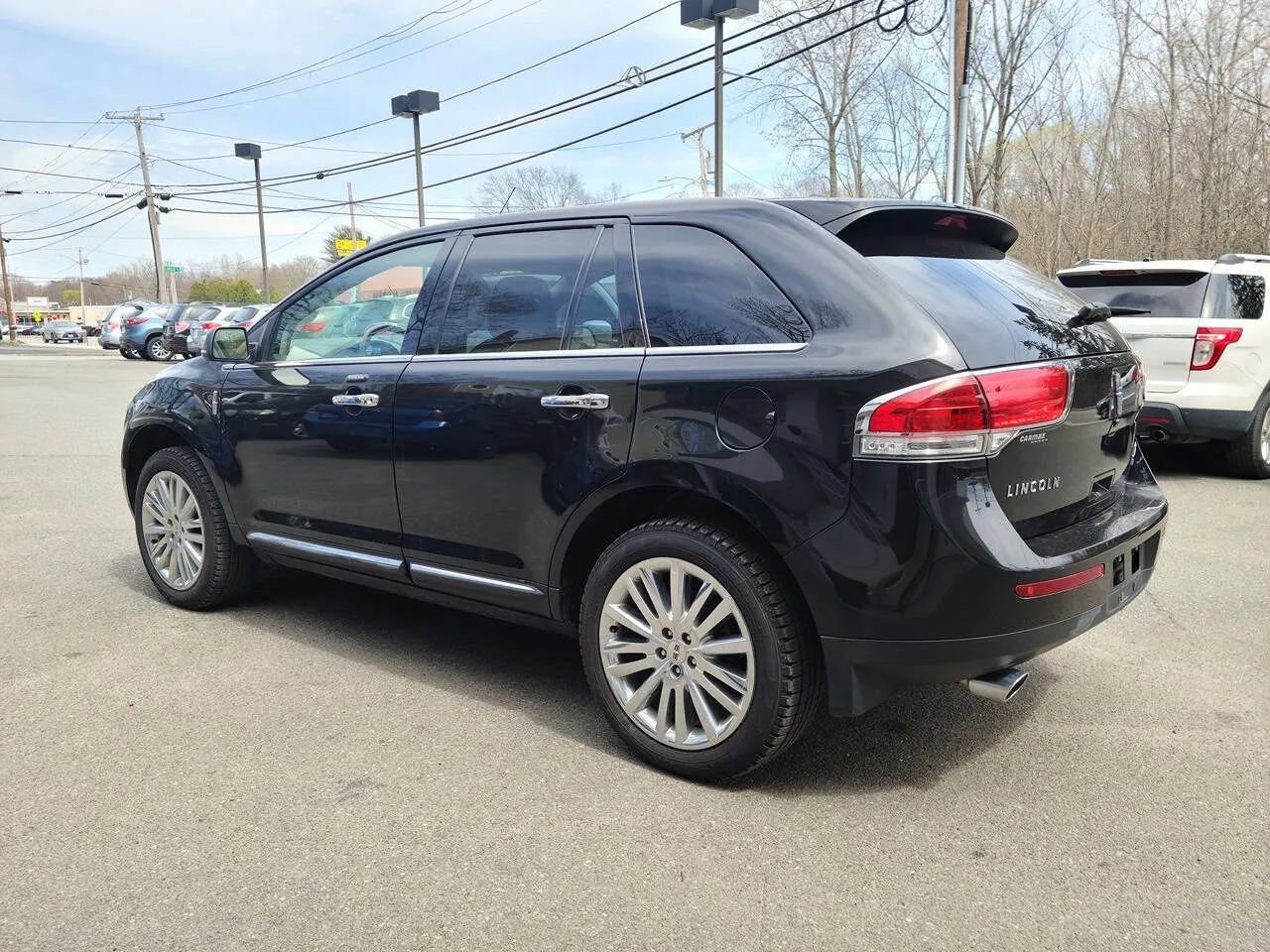 Used 2015 Lincoln MKX AWD w/ Equipment Group 102A image 48