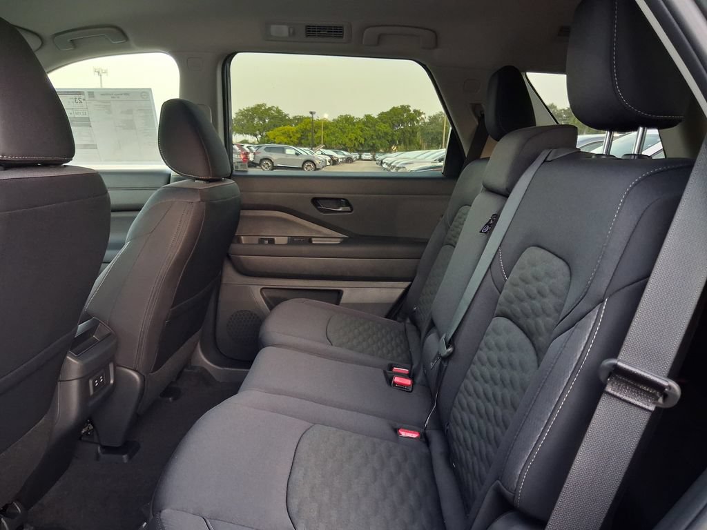 New 2026 Nissan Pathfinder SV w/ Cargo Package FWD image 5