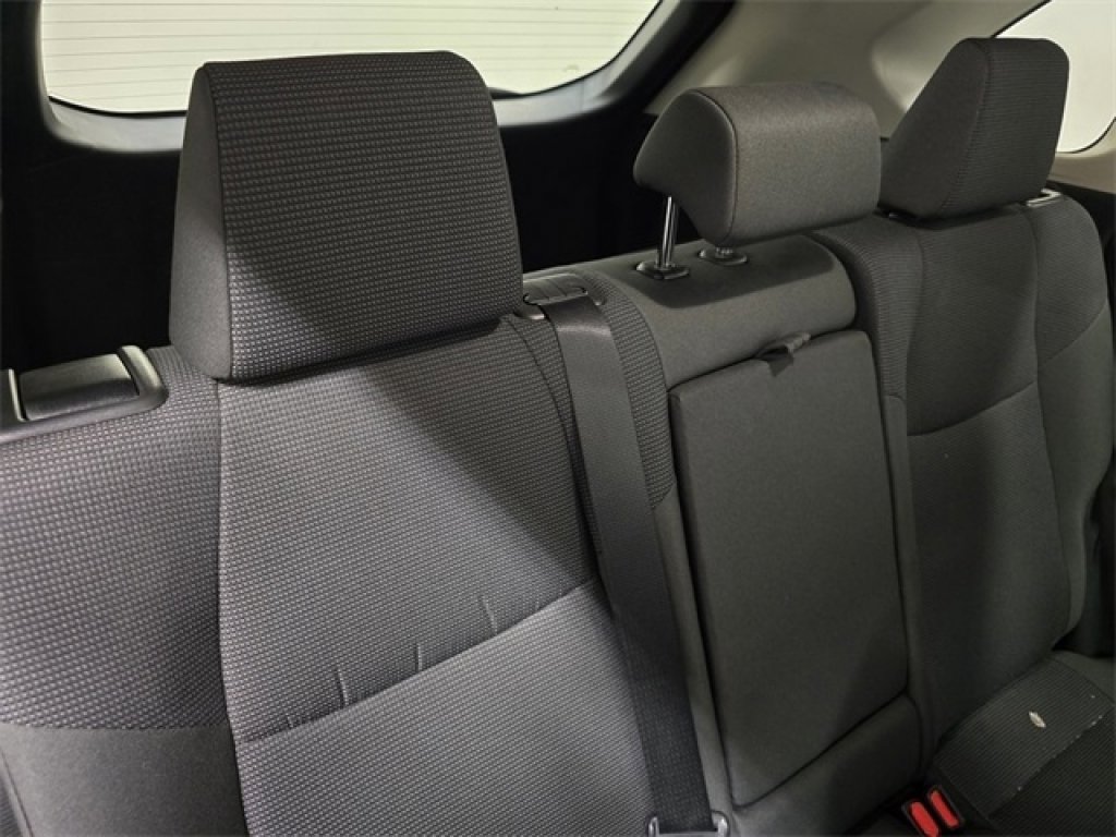 Used 2023 Toyota RAV4 LE image 18