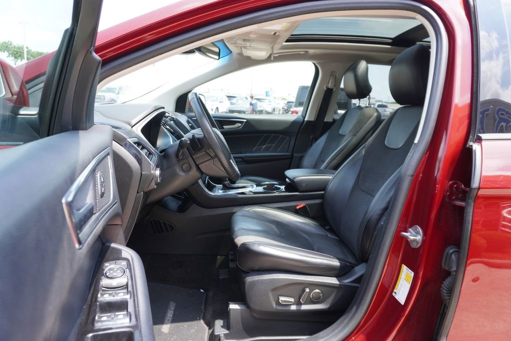 Used 2018 Ford Edge Sport w/ Equipment Group 401A AWD/4WD image 7