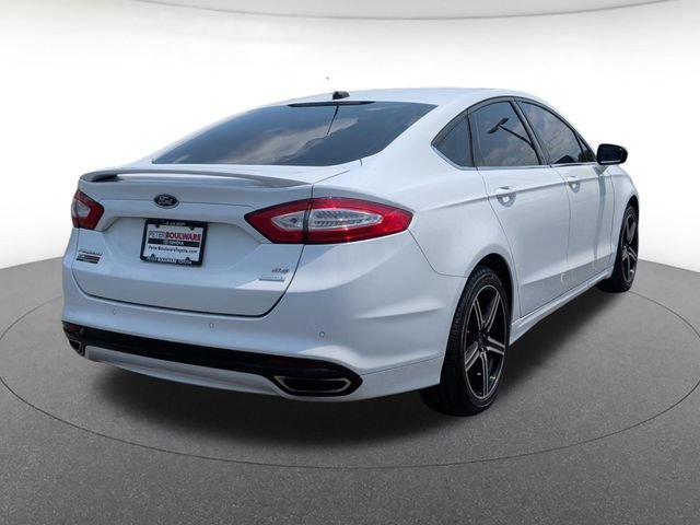 Used 2016 Ford Fusion SE FWD image 5
