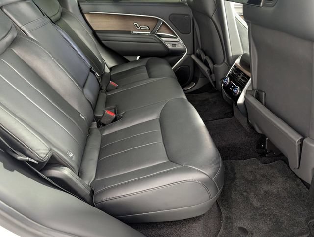 Used 2023 Land Rover Range Rover SE AWD/4WD image 30