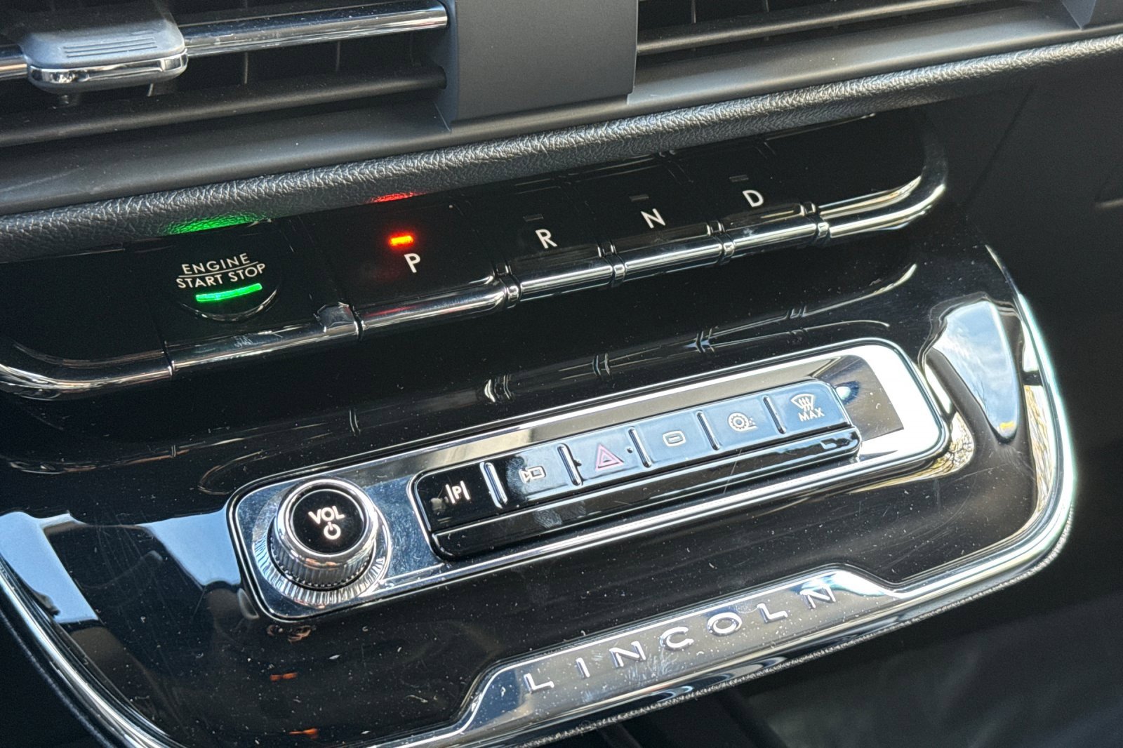 Used 2025 Lincoln Corsair Grand Touring w/ Equipment Group 301A image 21