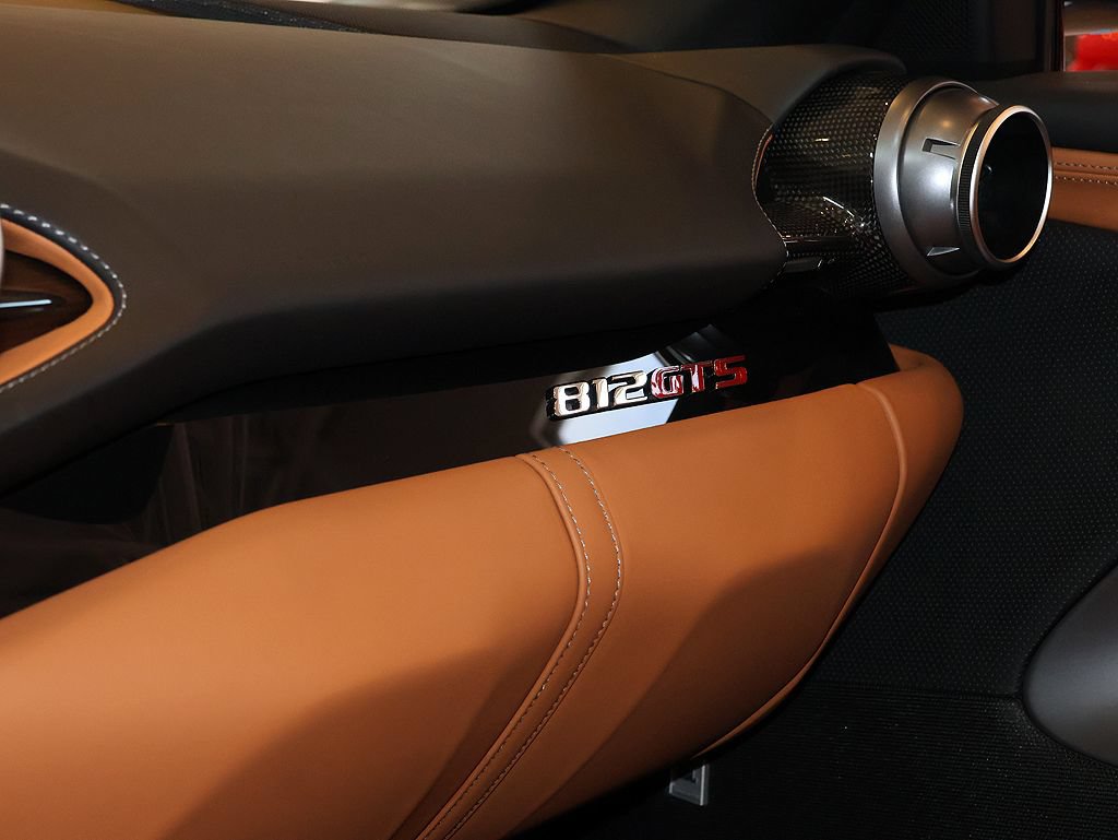 Certified 2022 Ferrari 812 GTS RWD image 65