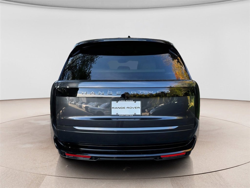 New 2025 Land Rover Range Rover SE image 6