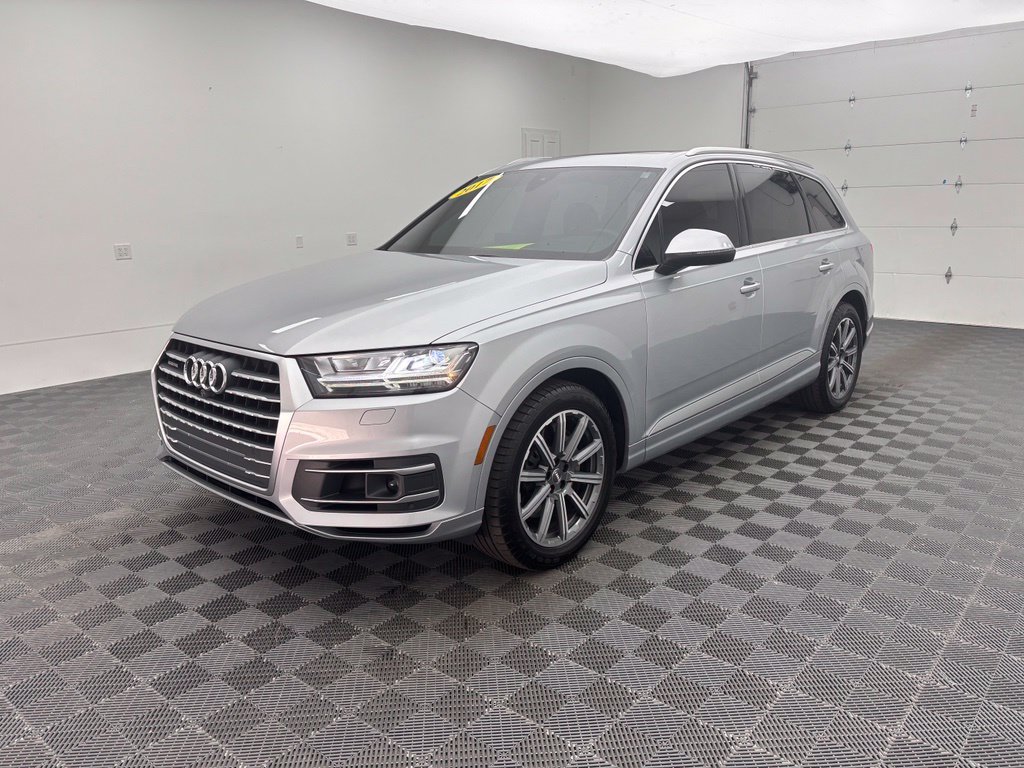 Used 2017 Audi Q7 3.0T Prestige AWD/4WD image 2