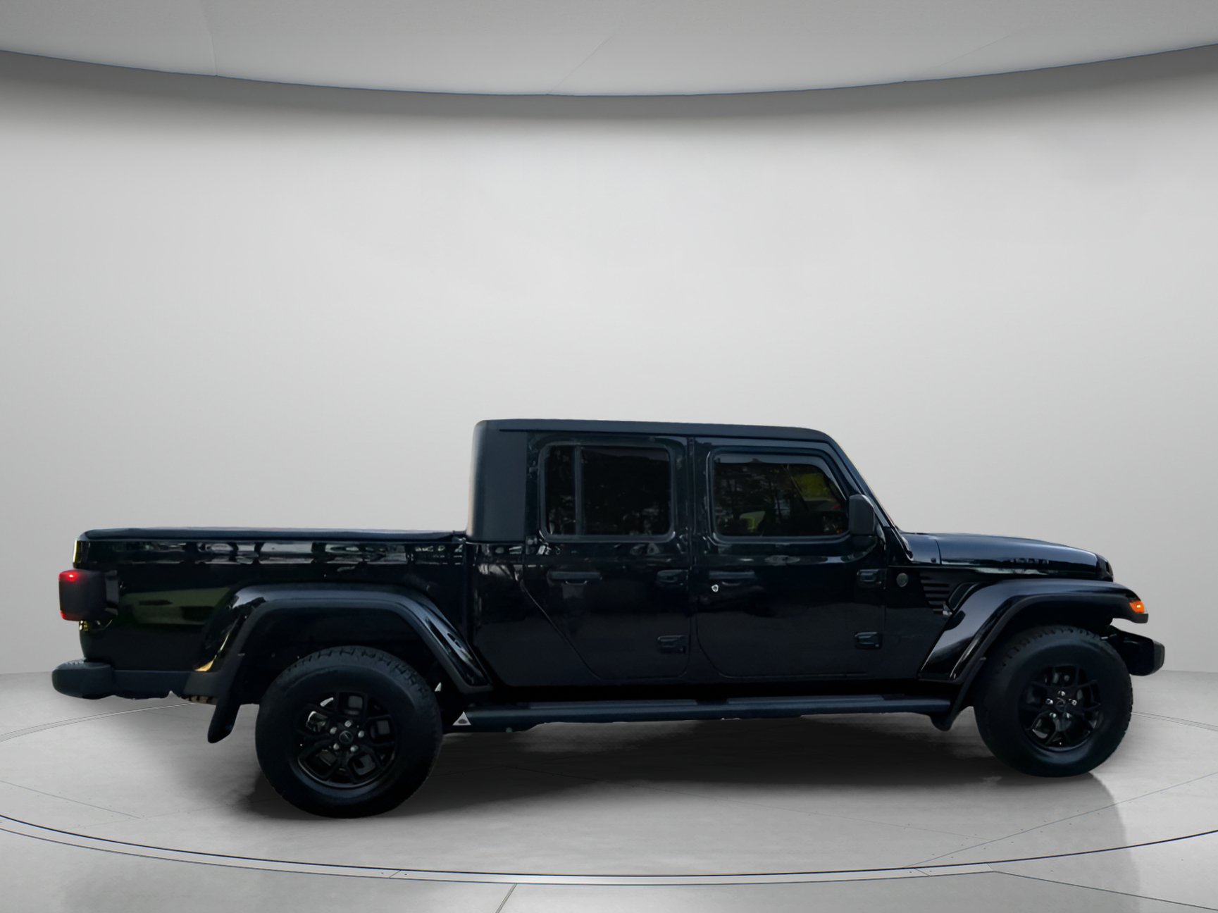 Used 2024 Jeep Gladiator Sport AWD/4WD image 32
