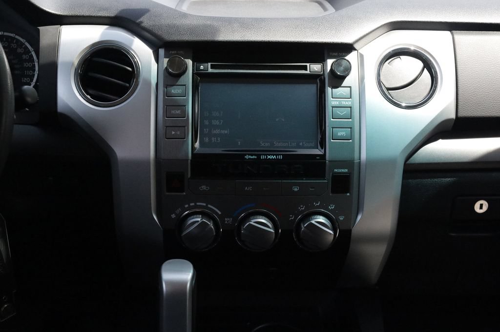 Used 2014 Toyota Tundra SR5 w/ SR5 Upgrade Package RWD image 19