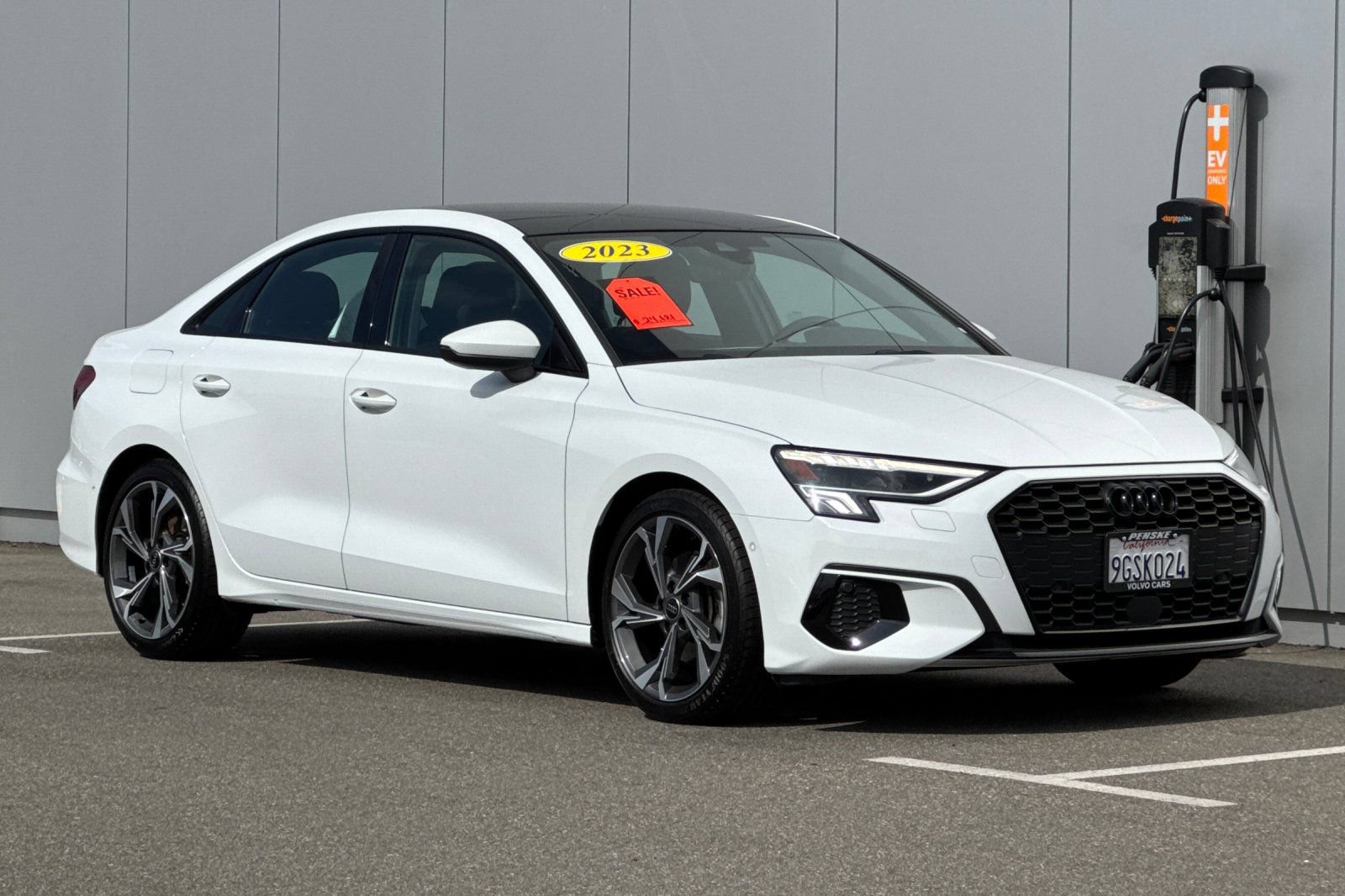 Used 2023 Audi A3 2.0T Premium Plus w/ Premium Plus Package FWD image 7