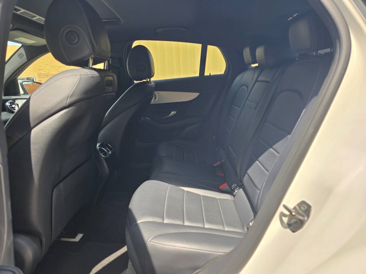 Used 2019 Mercedes-Benz GLC 300 4MATIC Coupe image 28