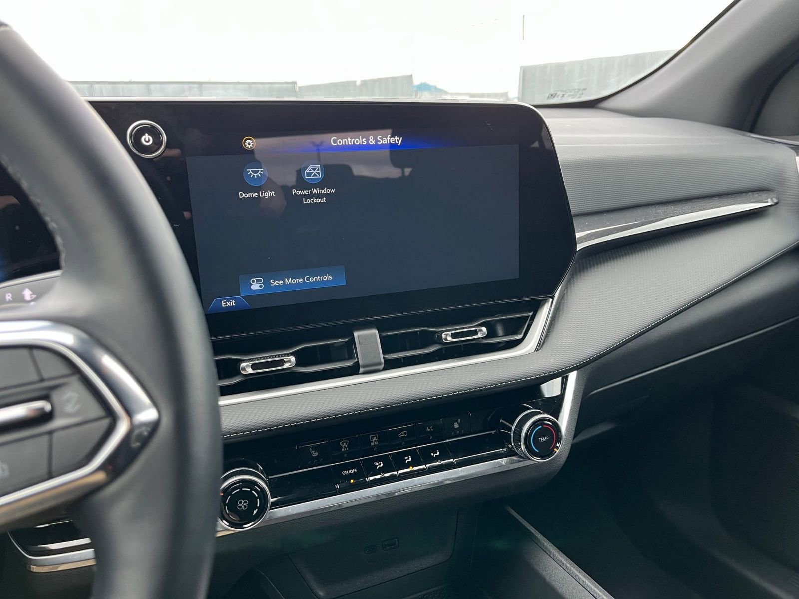 Used 2025 Chevrolet Equinox LT image 21