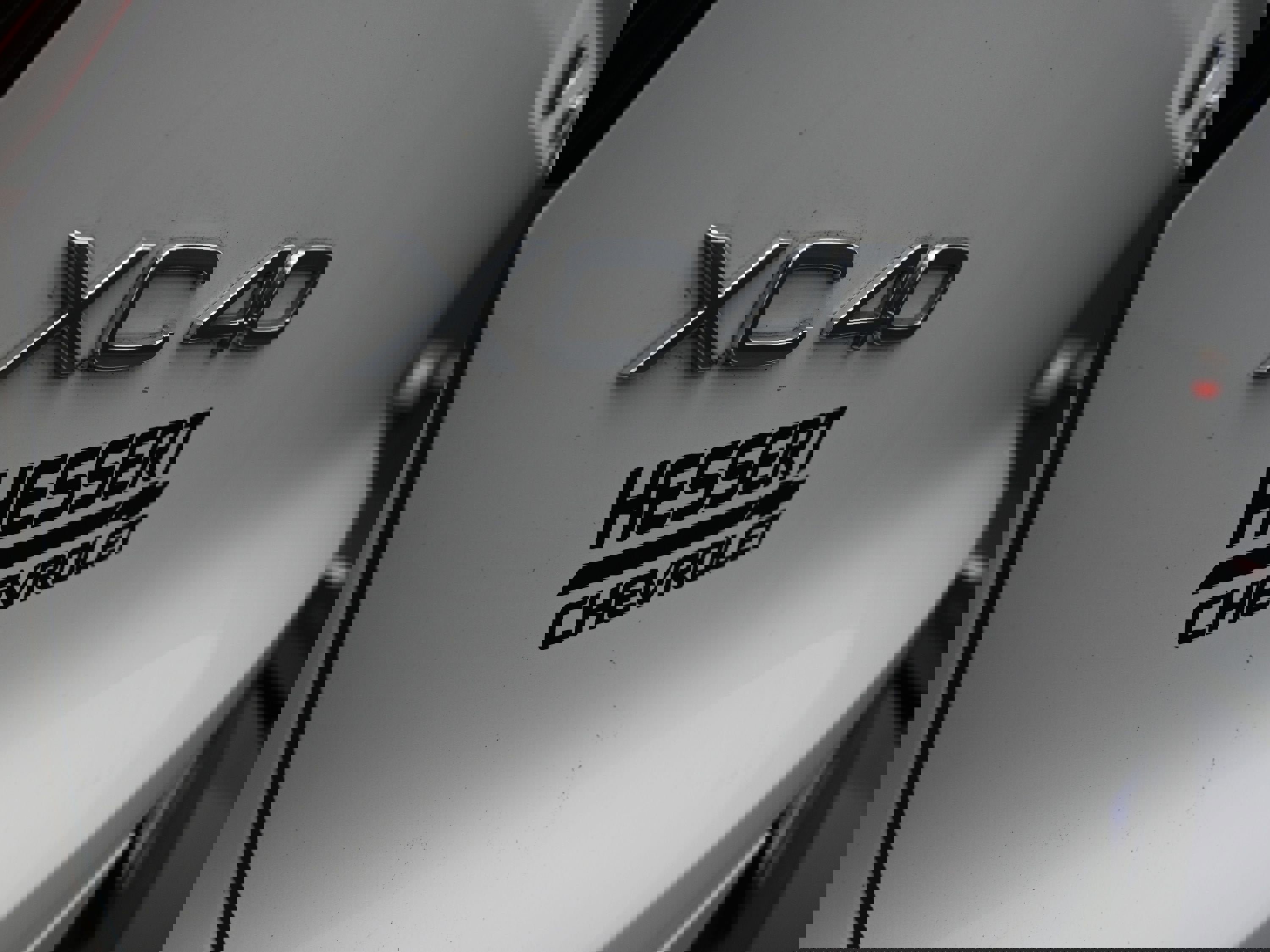 Used 2022 Volvo XC40 T5 R-Design image 31