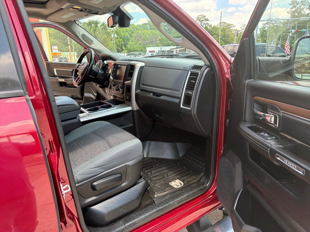 Used 2015 RAM 2500 Big Horn AWD/4WD image 15