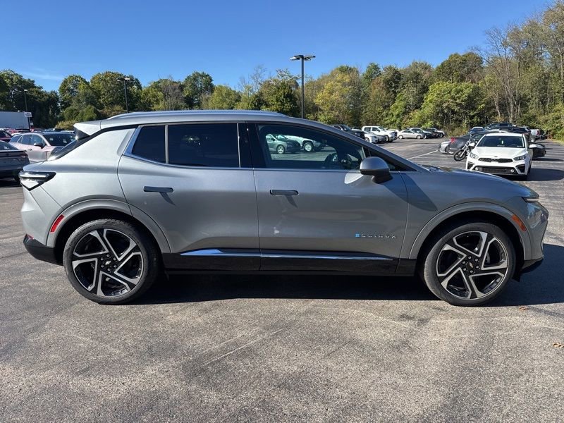 New 2026 Chevrolet Equinox EV LT w/ Convenience Package II image 2