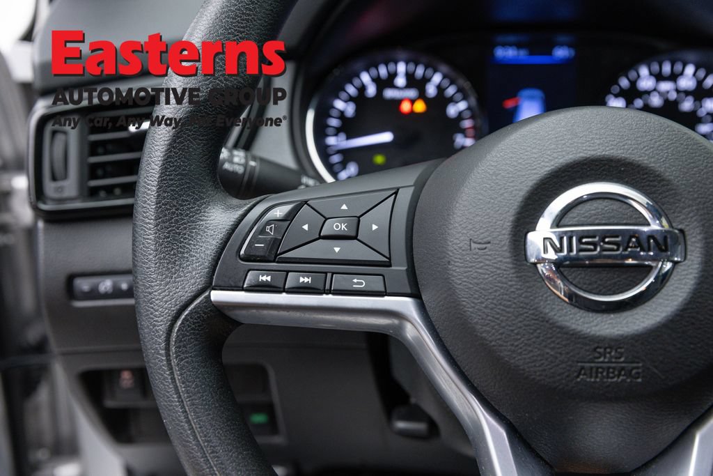 Used 2020 Nissan Rogue Sport S AWD/4WD image 14