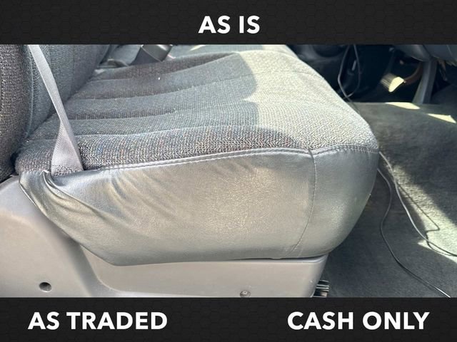 Used 1999 Chevrolet Silverado 1500 2WD Regular Cab w/ Regional Bonus Pkg image 12