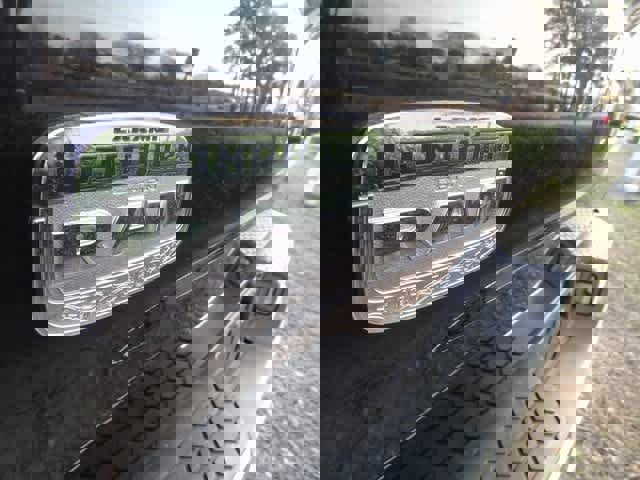 Used 2018 RAM 3500 Laramie Longhorn image 6