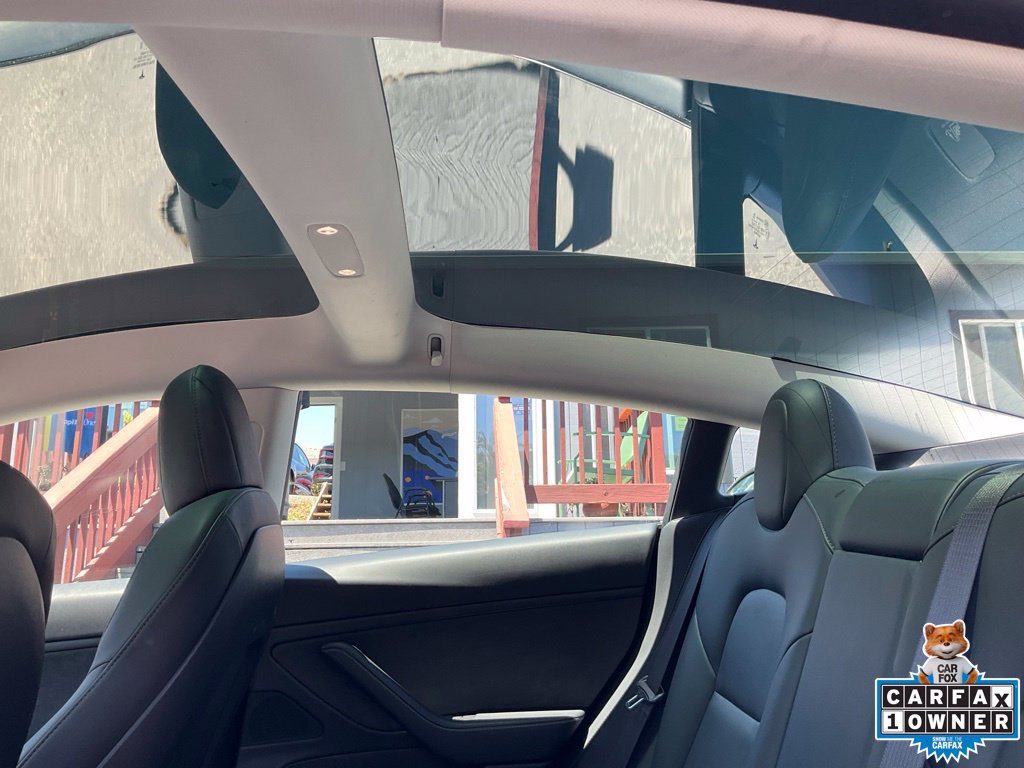 Used 2021 Tesla Model 3 Long Range AWD/4WD image 36