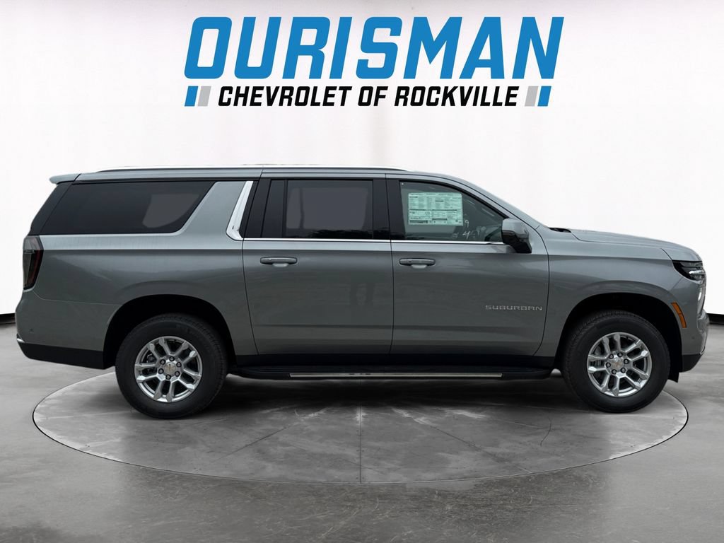 New 2026 Chevrolet Suburban LT w/ Comfort Package AWD/4WD image 7
