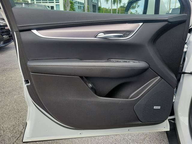 Certified 2022 Cadillac XT5 Luxury FWD image 16