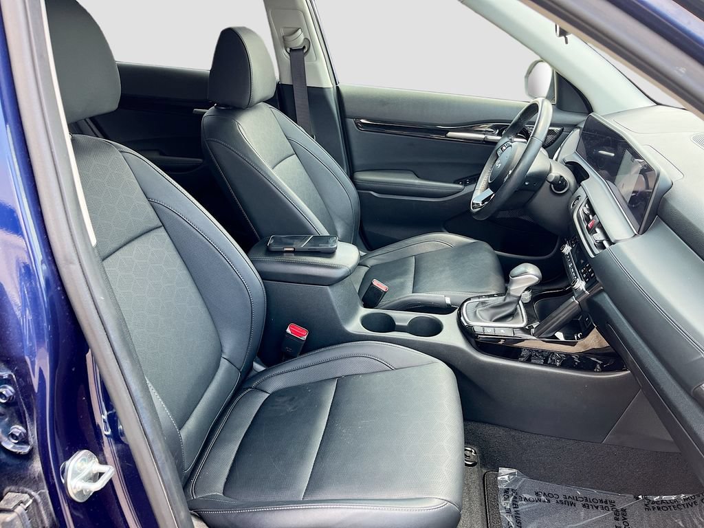 Used 2024 Kia Seltos EX FWD image 28
