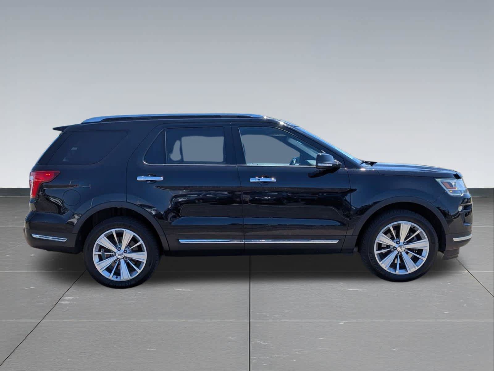 Used 2019 Ford Explorer Limited w/ Class III Trailer Tow Package AWD/4WD image 6