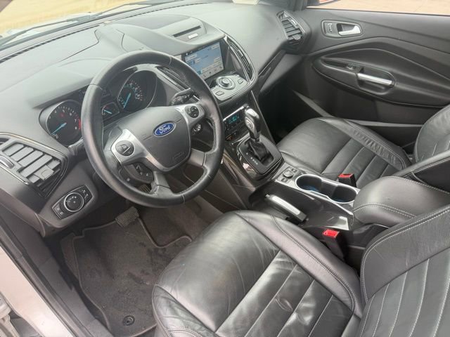 Used 2016 Ford Escape Titanium FWD image 11