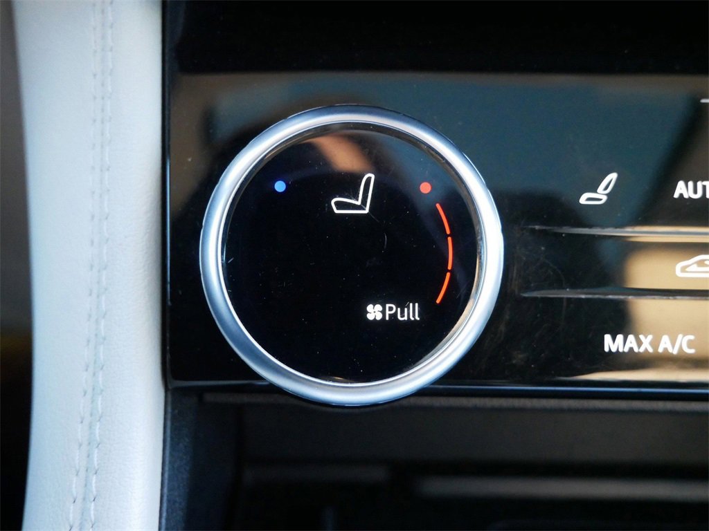 Used 2022 Jaguar F-PACE S image 21