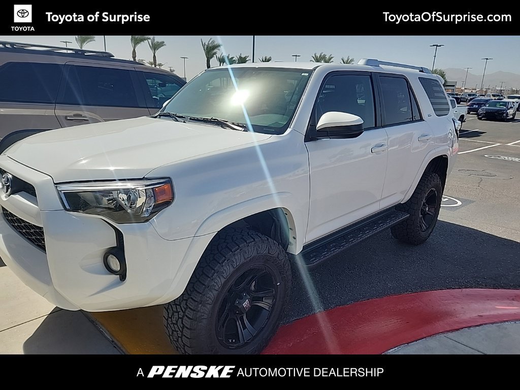 Used 2016 Toyota 4Runner SR5 AWD/4WD image 1
