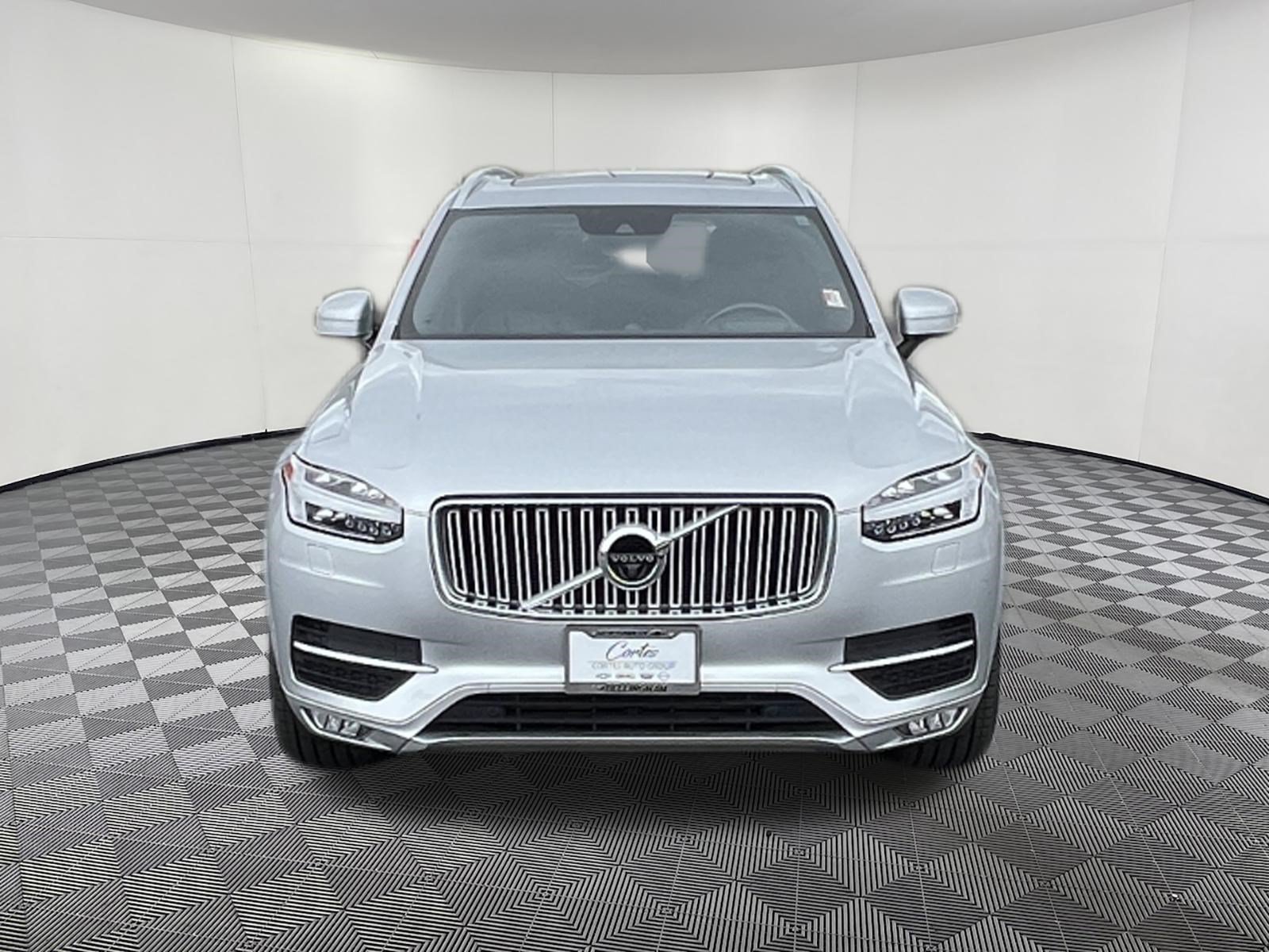 Used 2016 Volvo XC90 T6 Inscription w/ Vision Package AWD/4WD image 2