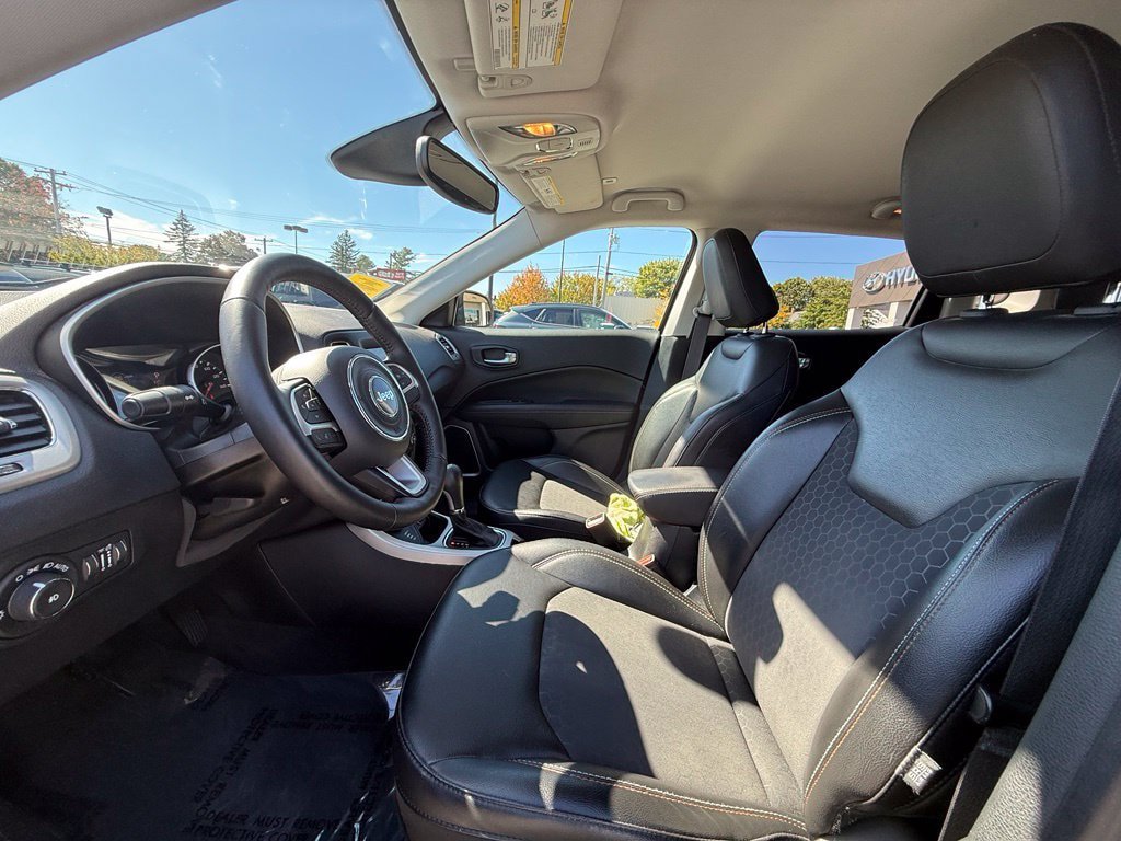 Used 2019 Jeep Compass Latitude w/ Popular Equipment Group AWD/4WD image 25